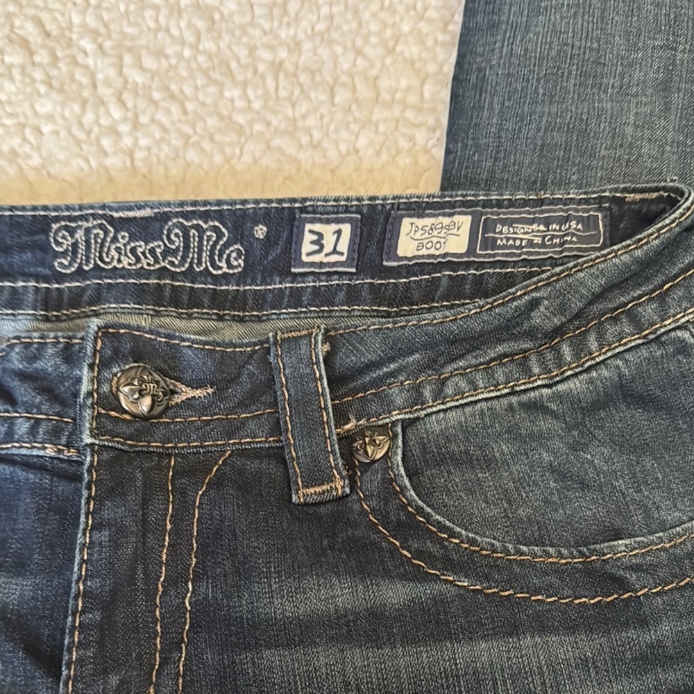 Y2K Miss Me Women's Low Rise Bootcut Blue Jeans with Embroidered Pockets - Picture 3 of 3